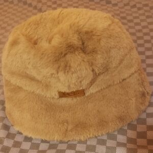 UGG Bucket Hat